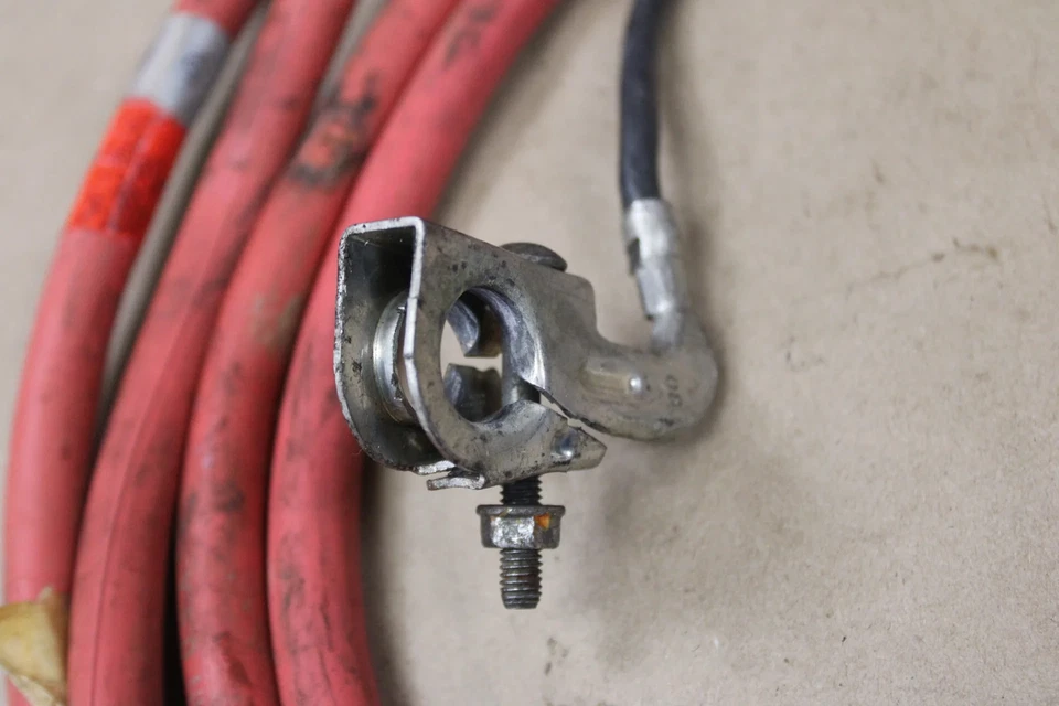 Cable de batería positivo OEM 2005-10 Dodge Charger Chrysler 300 04759976AD Foto 2 de 4