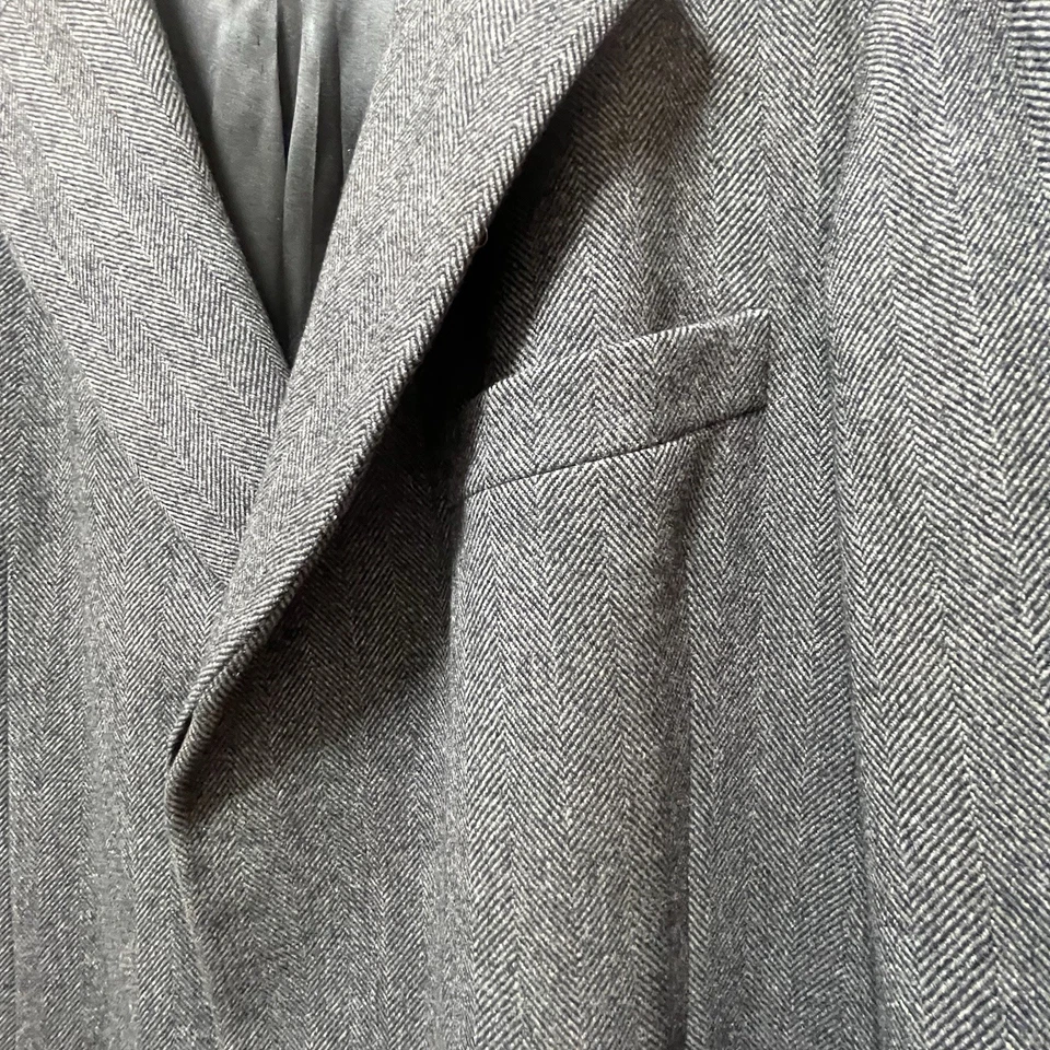 Hickey Freeman Men’s 42 L Wool Herringbone Overcoat USA Classic Elegant New Flaw - Image 4 of 4