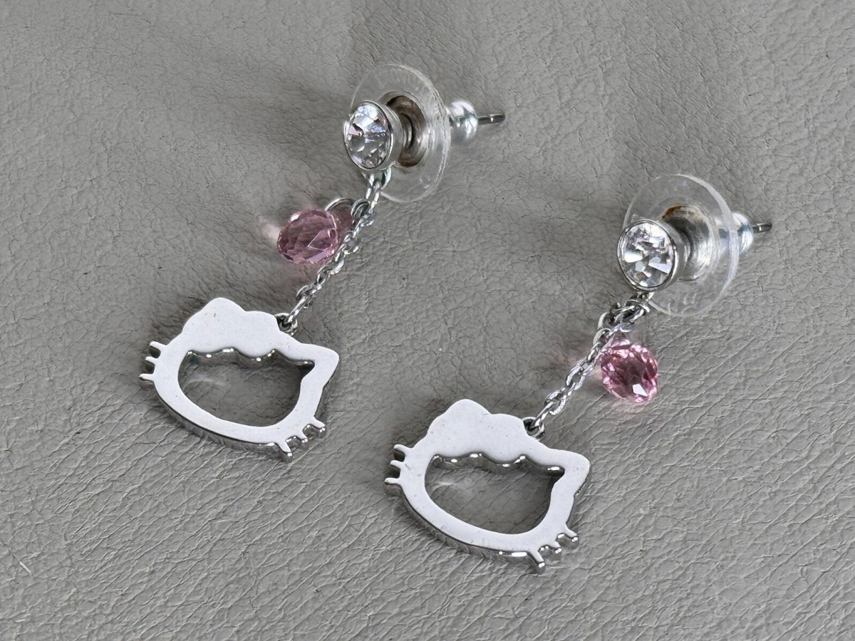 Swarovski × Hello kitty Kawaii face earring Sanrio Super Rare Without Box View 5