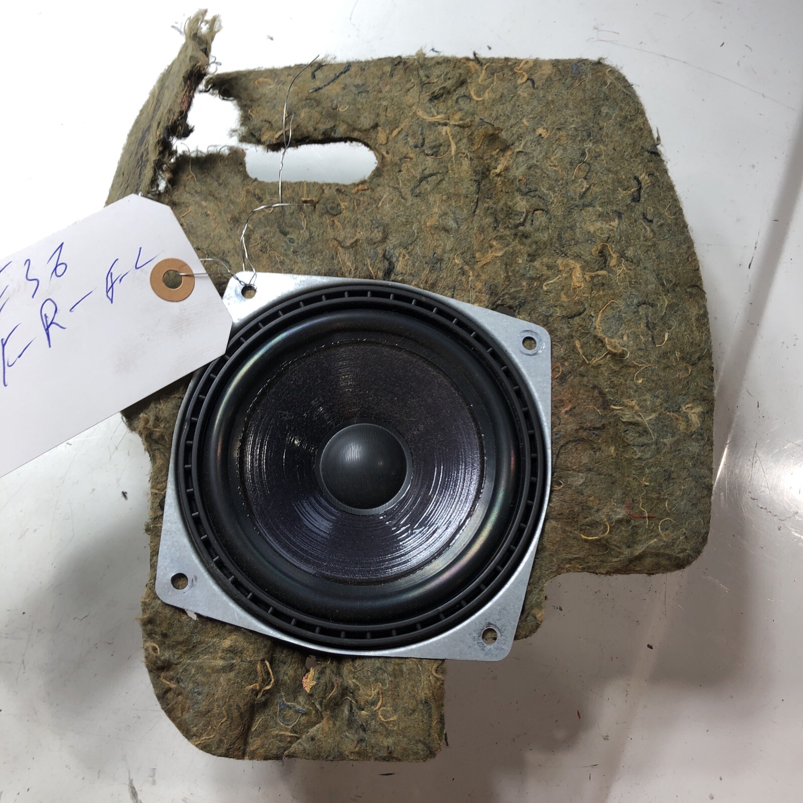 BMW E36 318 323 325 328 M3 92-99 Front RIGHT/Left Loudspeaker 4OHM 