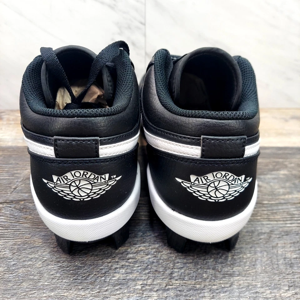 Botines de béisbol Jordan 1 retro MCS bajos negros y blancos CJ8524-011 para hombre talla 12 Foto 4 de 4