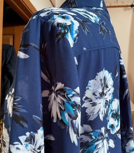 White House Black Market Deja Vu Blue Floral Long Sleeve Soft Shirt Women Sz 12 - Picture 4 of 10