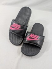 Nike Women's Benassi JDI slide sandals 7 Excellent
