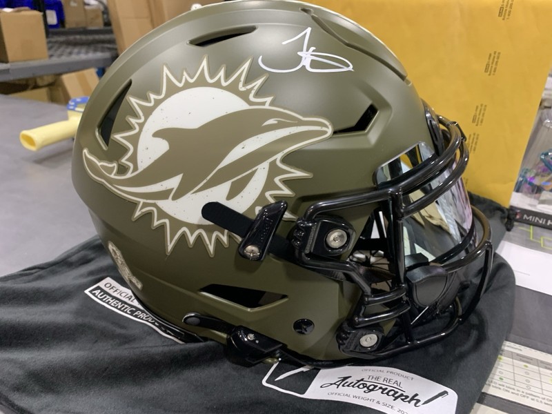 Tyreek Hill Signed Miami Dolphins Speed Flex Salute to Service Authentic Helmet