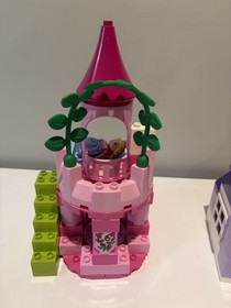 Duplo Lego Disney Sleeping Beauty&rsquo;s Castle 10542 w/Prince Phillip & Horse UNIQUE
