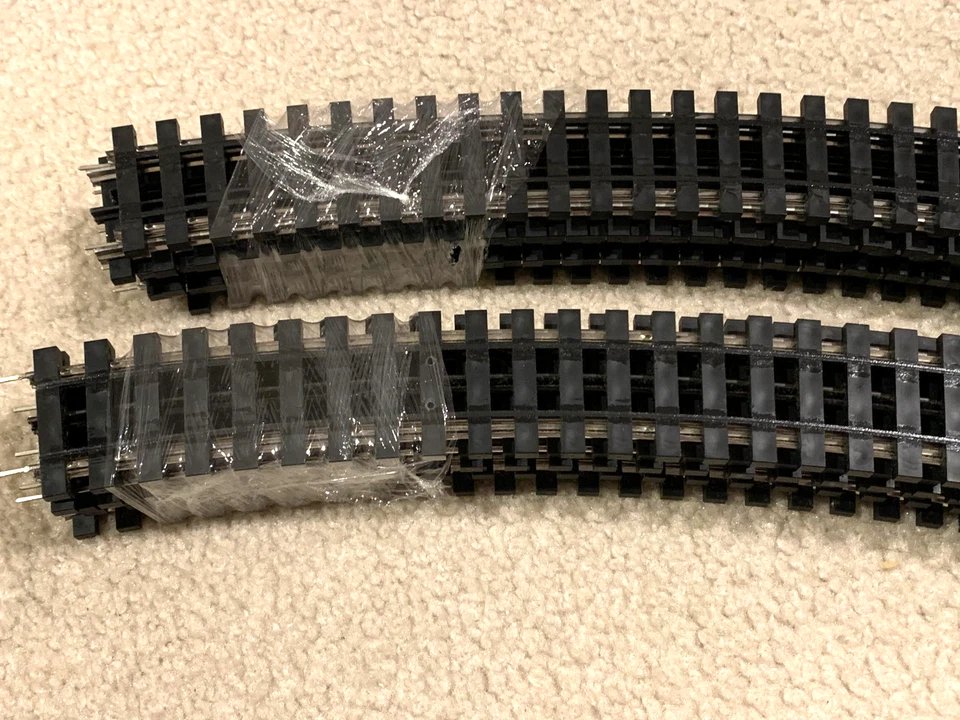 Lot of 12 - GarGraves 72-101S O-72 Radius Phantom w/Tinplate Outside Rails - Image 2 of 4