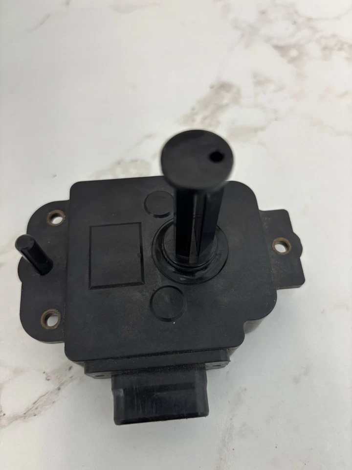 1991-1995 Lexus LS400 SC300 SC400 Toyota Supra Mass Air Flow Sensor 22204-42011 - Image 2 of 4