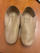 Jazz Shoes Slip on Capezio Carmel Size 6 and 6.5