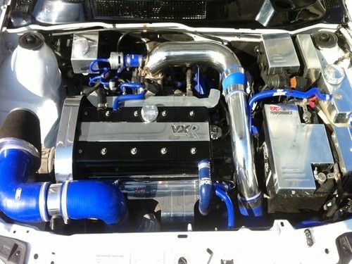 VAUXHALL BATTERY COVER,ASTRA,ZAFIRA, MK4, MK5,POLISHED ALLOY,ENGINE STYLING. - Picture 3 of 5
