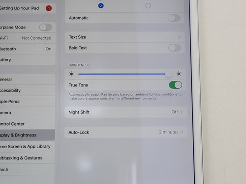 Apple iPad Air (3rd Gen.) (A2152) 64GB (Wi-Fi Only) 10.5" - SMALL ISSUE - J8120 - Picture 4 of 11