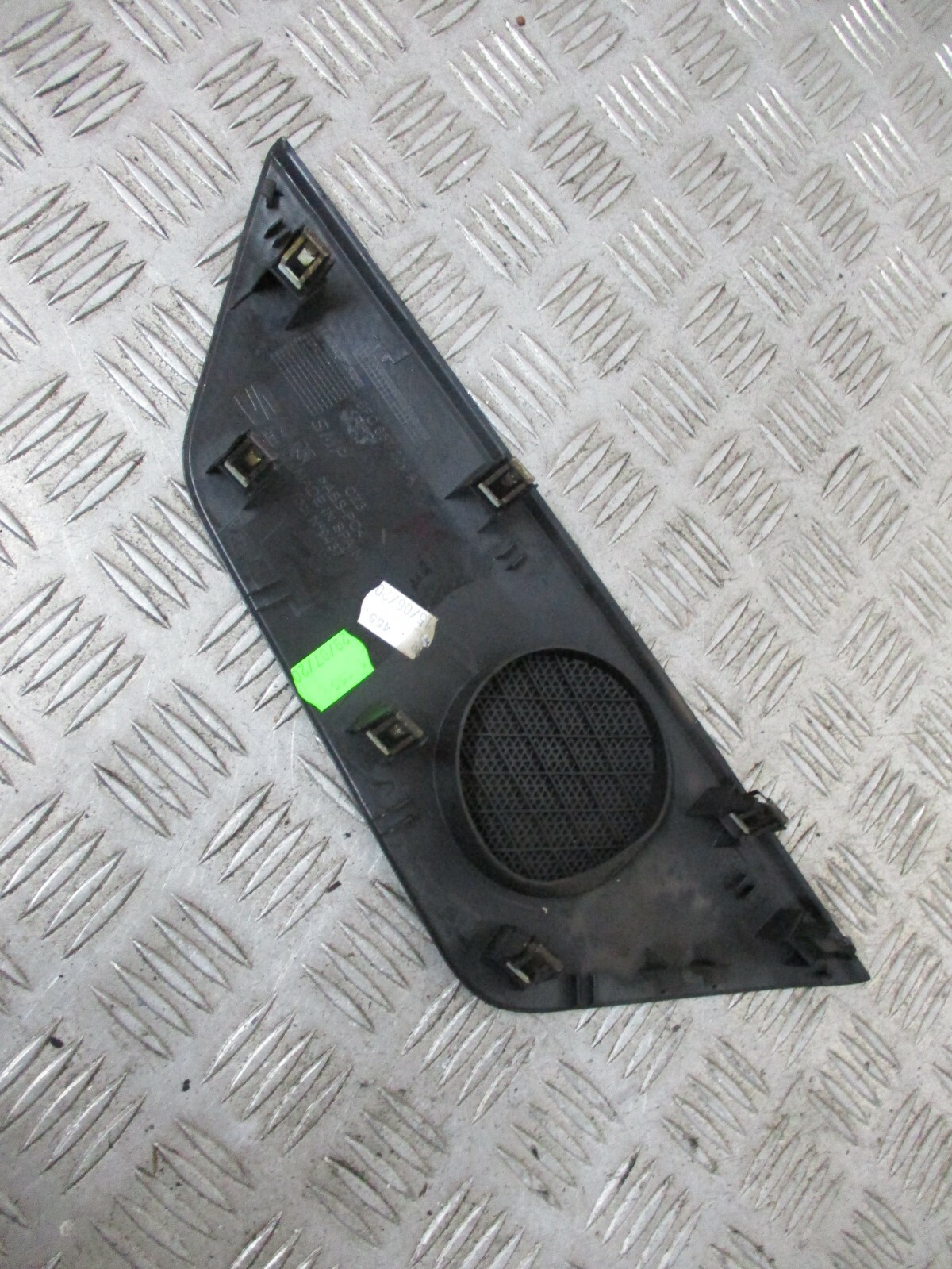 Picture 4 of 5