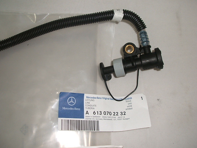 NEW Genuine Mercedes-Benz OM613 E-Class Plastic  