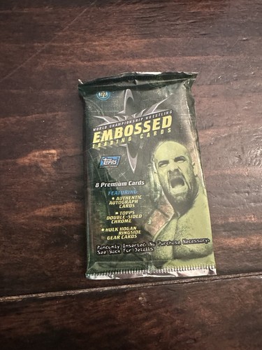 (1) Sealed Pack 1999 Topps WCW Wrestling Embossed Trading Auto Inserts!!! - Picture 2 of 4