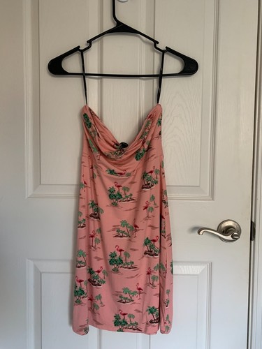 Forever 21 Women's Strapless Resort Print Tube Dress, Pink, size S NWT - Picture 3 of 6