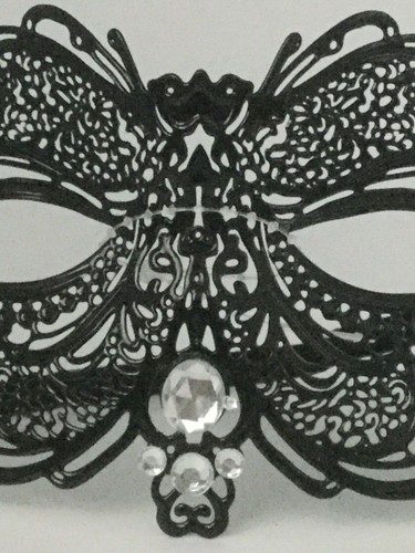 BNWOT BLACK FILIGREE LACY METAL VENETIAN MASQUERADE PARTY MASK WITH CRYSTALS - Picture 6 of 7