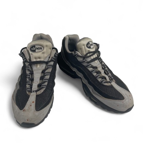 Nike Air Max 95 Essential Men’s Sz 12 Black Wolf Grey 749766-005 Running Raiders - Picture 2 of 8