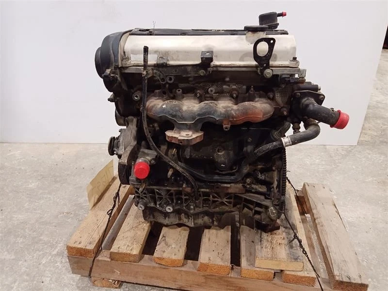 2.0L Gasoline Engine DOHC Zetec from 1998 Ford Escort [141K miles] 6377979 Foto 2 de 4