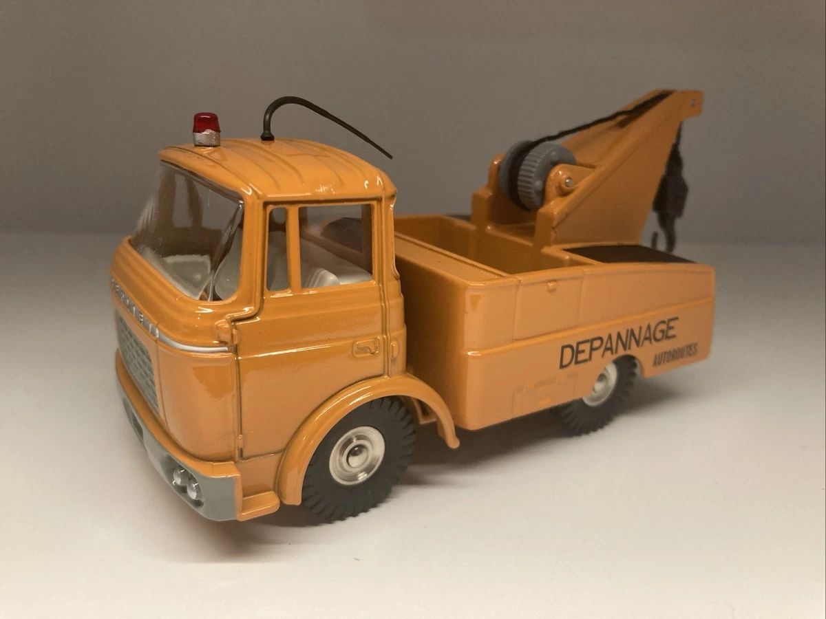 Le camion Berliet Gak 40 miniature de Dinky Toys France au 1/50e incomplet