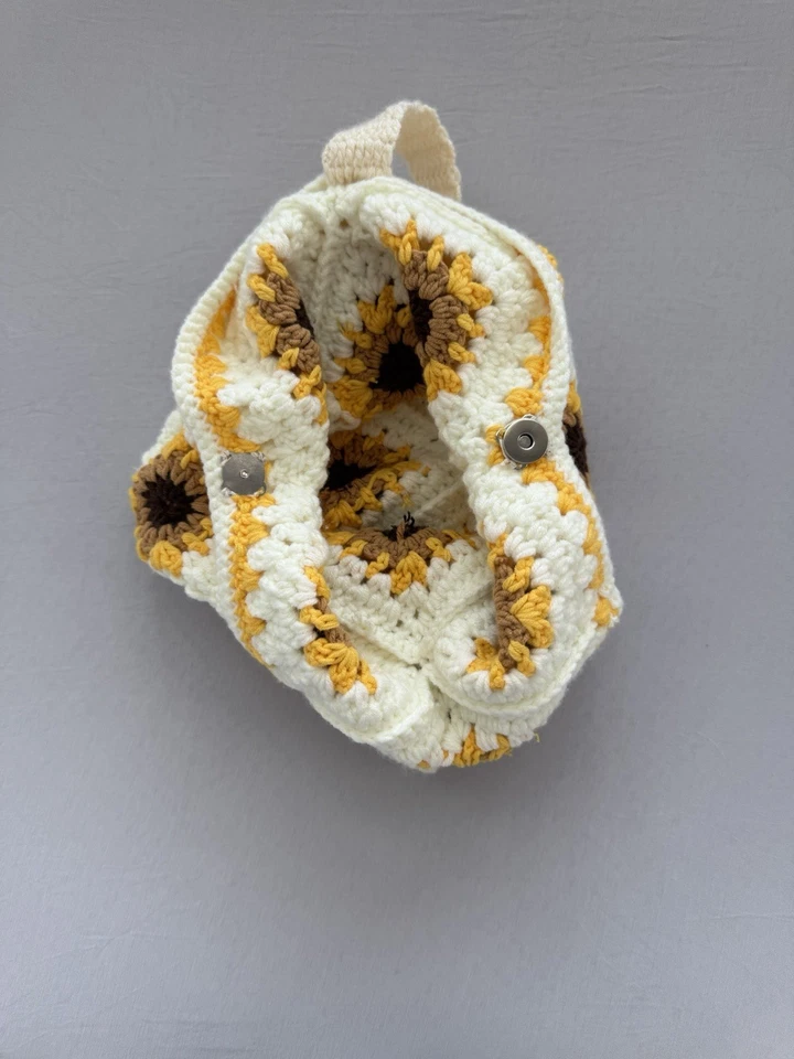 Nuevo Bolso Bandolera Cuadrado Crochet Girasol Abuelita Hecho a Mano Mujer Bolso Debería Foto 4 de 4