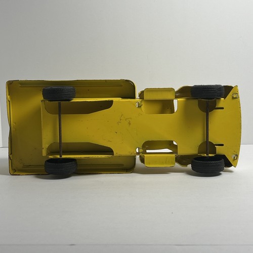 1950s Vintage Buddy L Coca-Cola Delivery Truck Pressed Steel Yellow Ford Crates - Picture 9 of 12