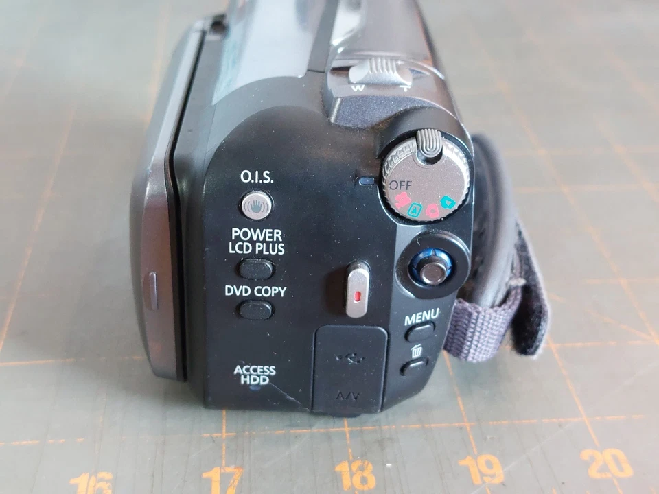 Panasonic SDR-H60P 50x HDD Camcorder Video Digital Camera w/ Battery - Image 2 of 4