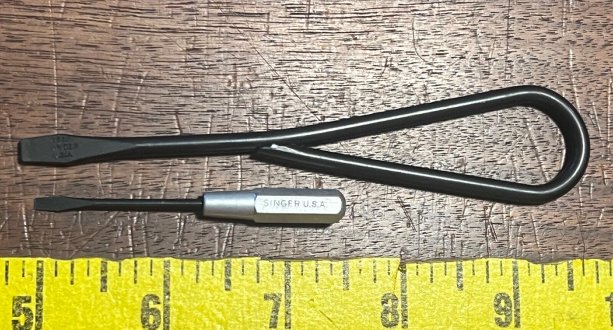 Singer Screwdriver Set Large Black 25537 Silver Metal 120378 Vtg