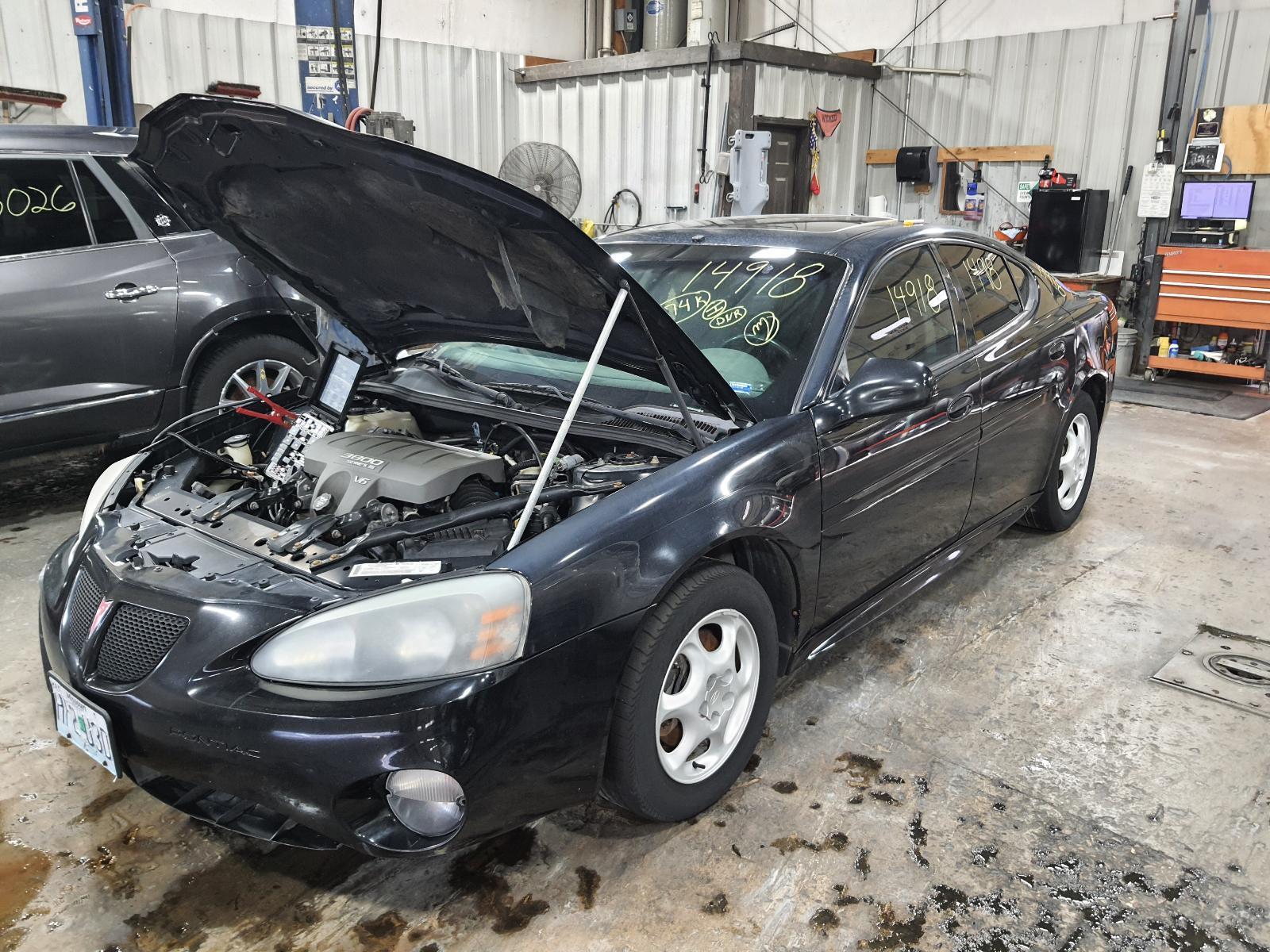 2004 GRAND PRIX AT Engine 3.8L (VIN 2, 8th digit) 04 W/O SUPERCHARGER