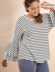 umgee ruffle sleeve top