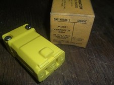 NEW Hubbell 5869VY Valise Connector Body 15A 125V 2-Wire  FREE SHIPPING 