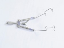 LIEBERMAN Eye Speculum K-Wire Adjustable Round Body 14MM & 15 mm Blades