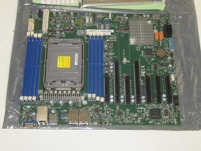Supermicro X12SPL-F ATX Mainboard, Sockel LGA4189, C621A, DDR4
