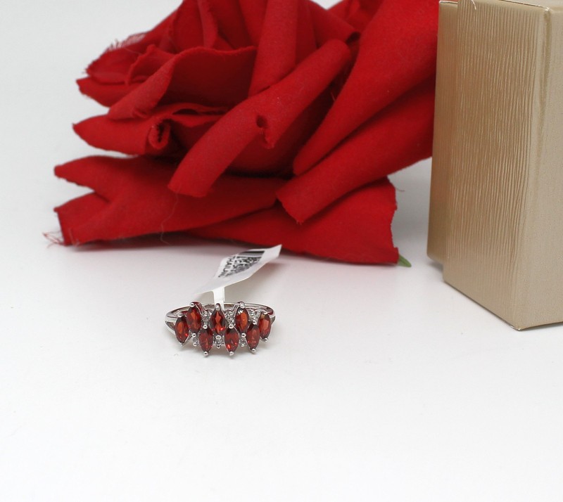 Sterling Silver Garnet  JTV  NWT Size 10 Cocktail  Ring 3.85g   CAT RESCUE