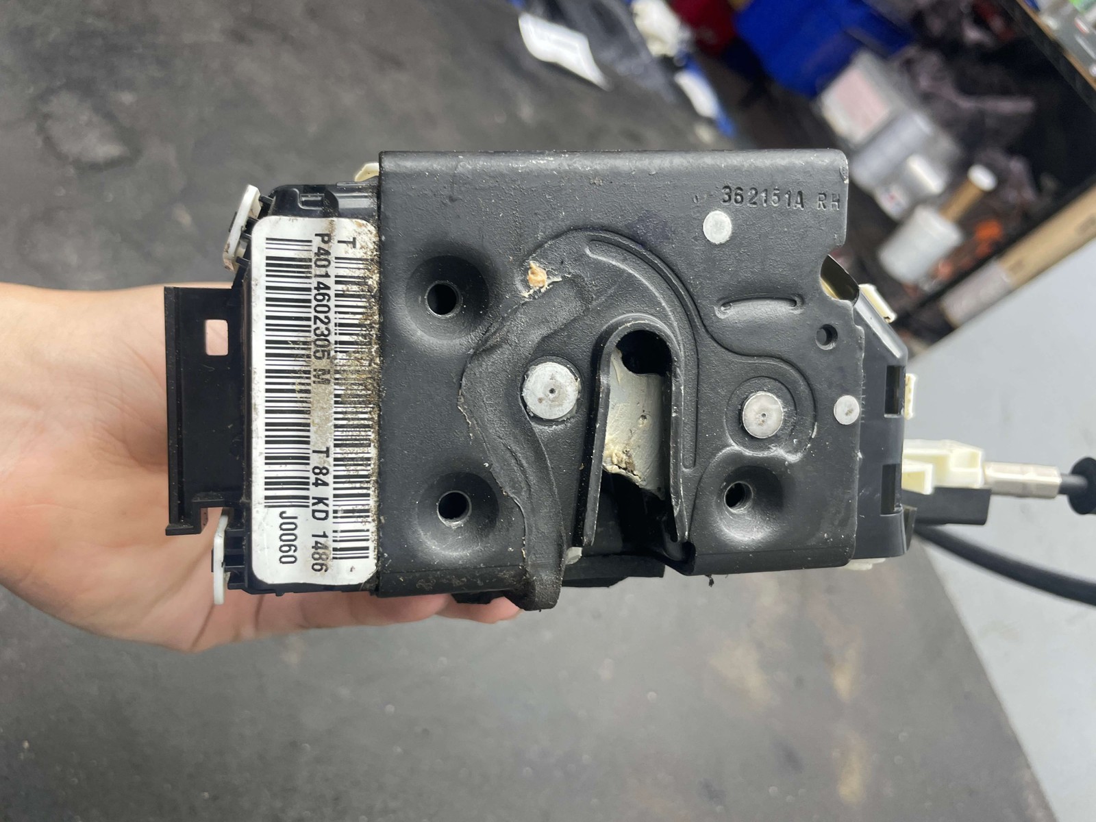 2017-2024 MASERATI LEVANTE M161 RH REAR RIGHT DOOR LOCK LATCH ACTUATOR 670101185