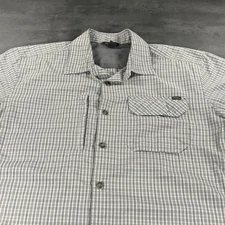 Eddie Bauer Travex Shirt Mens Medium Gray Plaid Vented Hiking Camp Shhort Sleeve