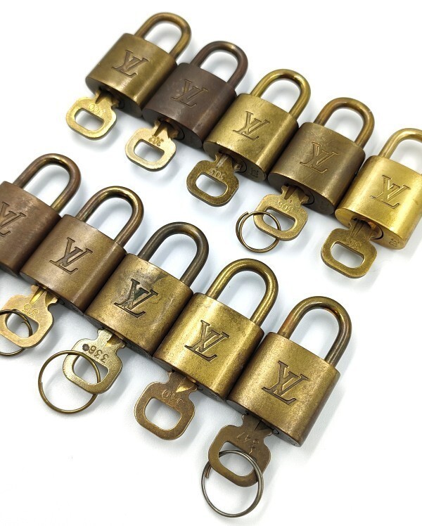 Louis Vuitton Lock & Key for Bags Brass Gold set of 10 Number