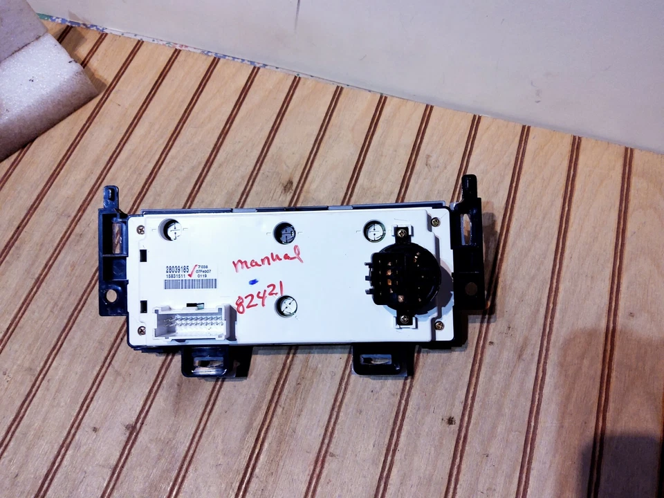 PONTIAC G6 SEDAN A/C CLIMATE CONTROL OEM 2005-2009 - Imagen 3 de 4