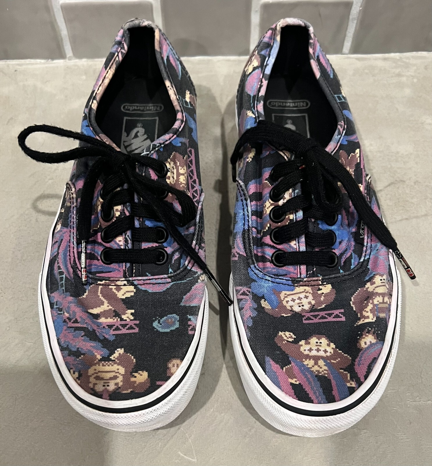 Vans Authentic Nintendo Donkey Kong Low Top Unisex Shoes Sz M