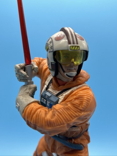 Star Wars Unleashed Luke Skywalker Pilot 7" Hasbro, 2004 (w/Sith Red Lightsaber) - Picture 7 of 11