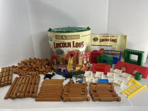 Vintage Lincoln Logs Big L Ranch 00948 Toys R Us 194 Pieces - Afbeelding 1 van 20
