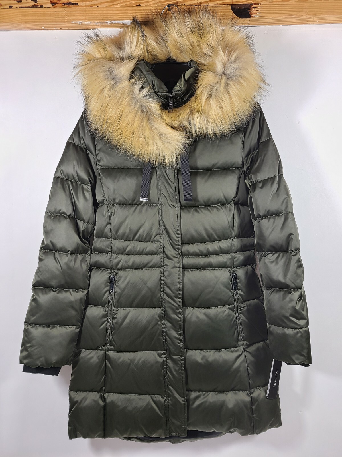 T Tahari Stefani Fitted Puffer Coat - Olive