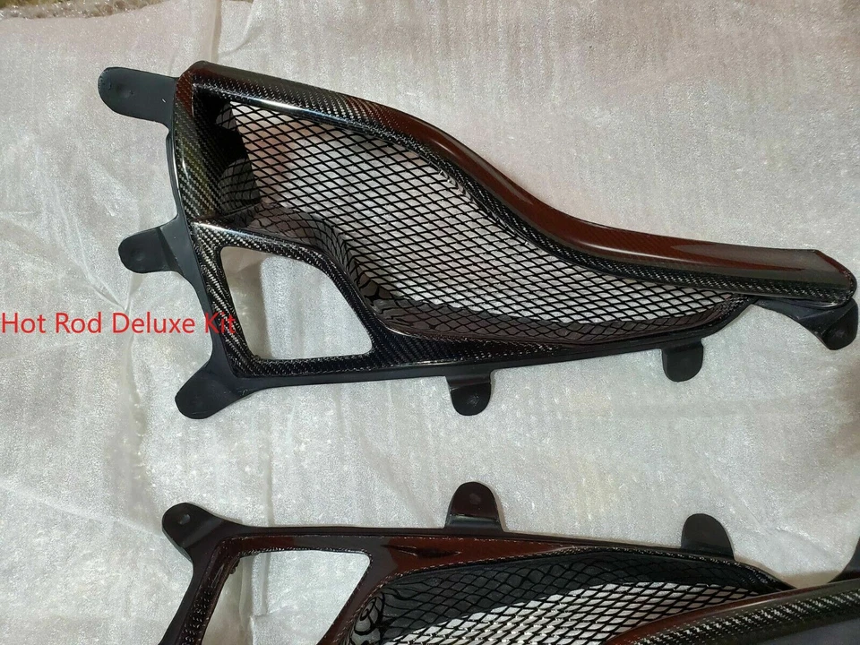 Carbon Fiber Rear Fog Light Diffuser Surround For Ferrari 458 Italia Spider - Imagen 3 de 4