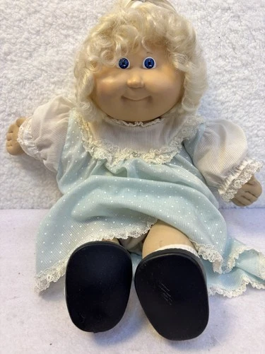 Vintage 1978/1982 Cabbage Patch Kid Cornsilk Blonde Hair/blue eyes Fully Clothed