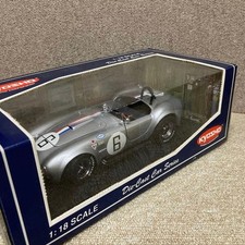 KYOSHO 1/18  SHELBY COBRA 427 S/C SILVER 383697