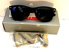 Ray-Ban New Wayfarer Black Rubber G-15 Green Sunglasses ORB2132 55mm New in Box