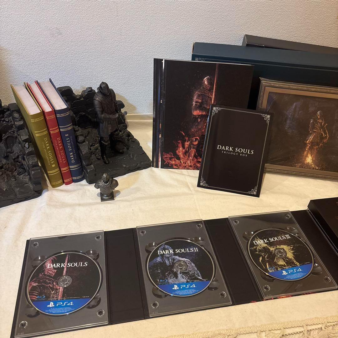 シリーズのすべてがここに。『DARK DARK SOULS TRILOGY BOX(ダーク
