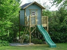 Rundstamm Stelzenhaus Nilsson XL | Spielhaus mit Rutsche | Kinderspielhaus