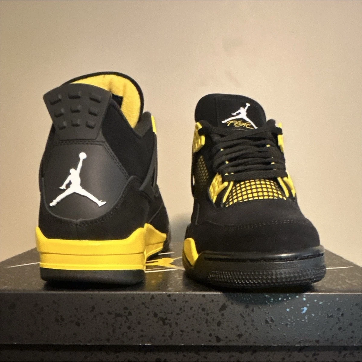 Las mejores ofertas en Jordan 4 Retro Mid Thunder | eBay