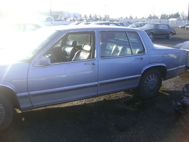 Luz trasera para 91-93 DEVILLE 7251028 Foto 3 de 4