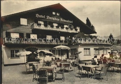 Amden Walensee SG Hotel Berghus Arvenbueel Gartenterrasse