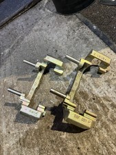MG ZT / ROVER 75 282mm Caliper Carriers Front Pair  SEH100120 SEH100130